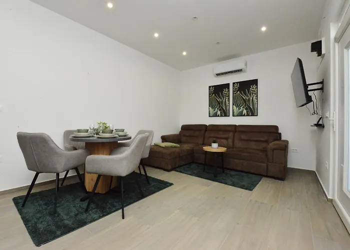 公寓 Amantis 扎达尔